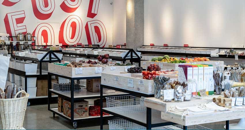 Zero-Waste-Supermarket-Nada-grocery