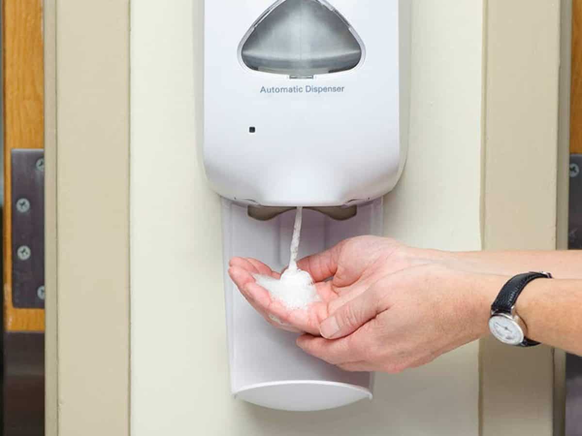 Stainless Steel Automatic Wall Mounted Touch-less Dispenser for Spray Sanitizer